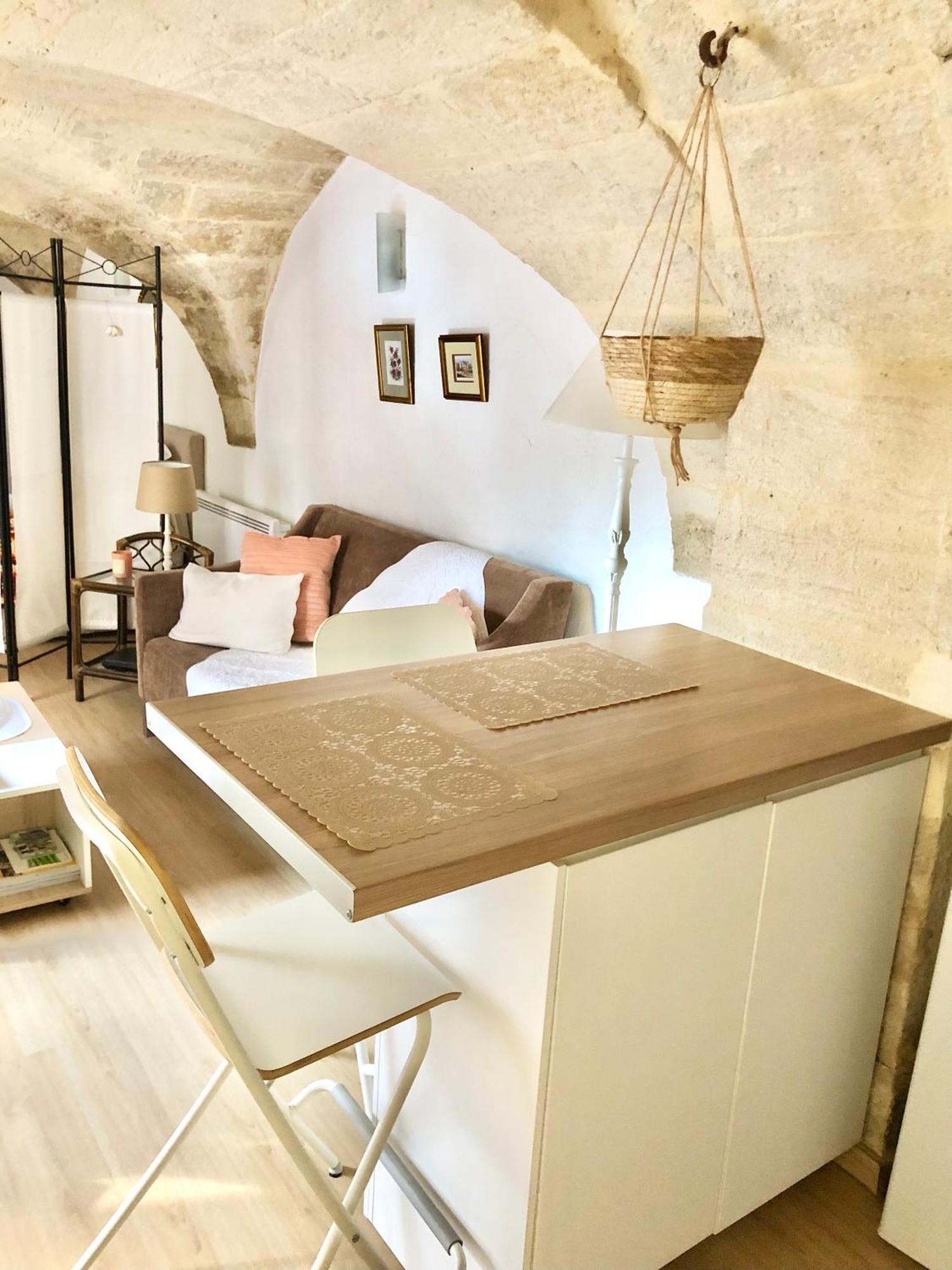 Appartement sur jardin en centre-ville Uzès Extérieur photo
